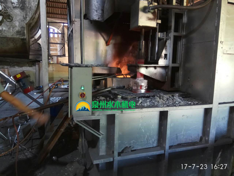铝屑易拉罐熔化侧井炉_3.jpg